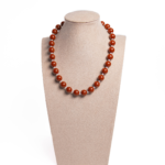 Collar chicle  café