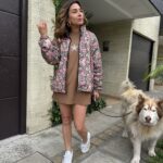 Chaqueta cebras flores