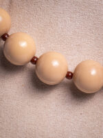 Collar chicle beige café - Imagen 2