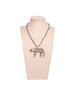 Collar tigre plateado mostacilla