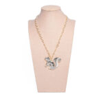 Collar ardilla en bronce con baño de plata