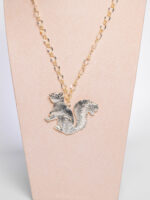 Collar ardilla en bronce con baño de plata - Imagen 2