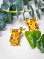Aretas koala bronce con baño de oro 24k
