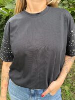 CAMISETA DESTELLOS NEGRA